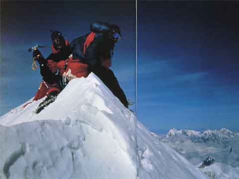 
Veikka Gustafsson and Ed Viesters On Makalu Summit May 18, 1995 Photographed By Rob Hall - Himalayan Quest: Ed Viesturs on the 8,000-Meter Giants book
